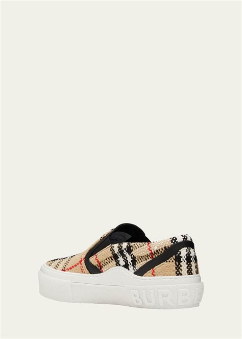 burberry curt check sneakers.